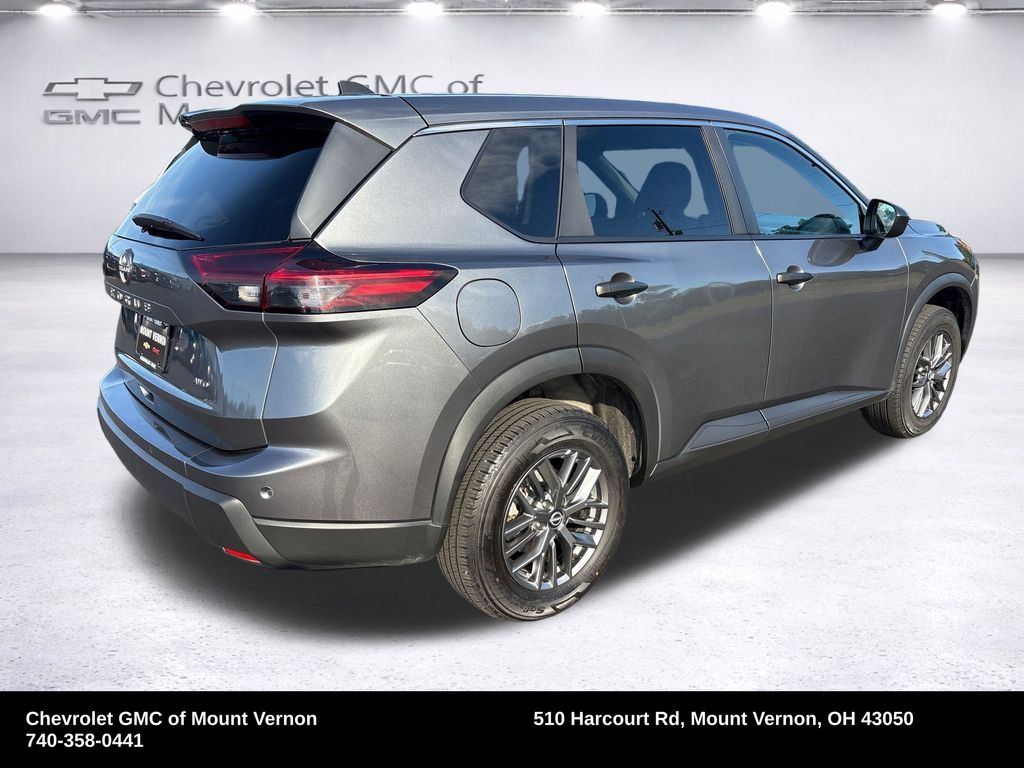 2024 Nissan Rogue S - Image 5