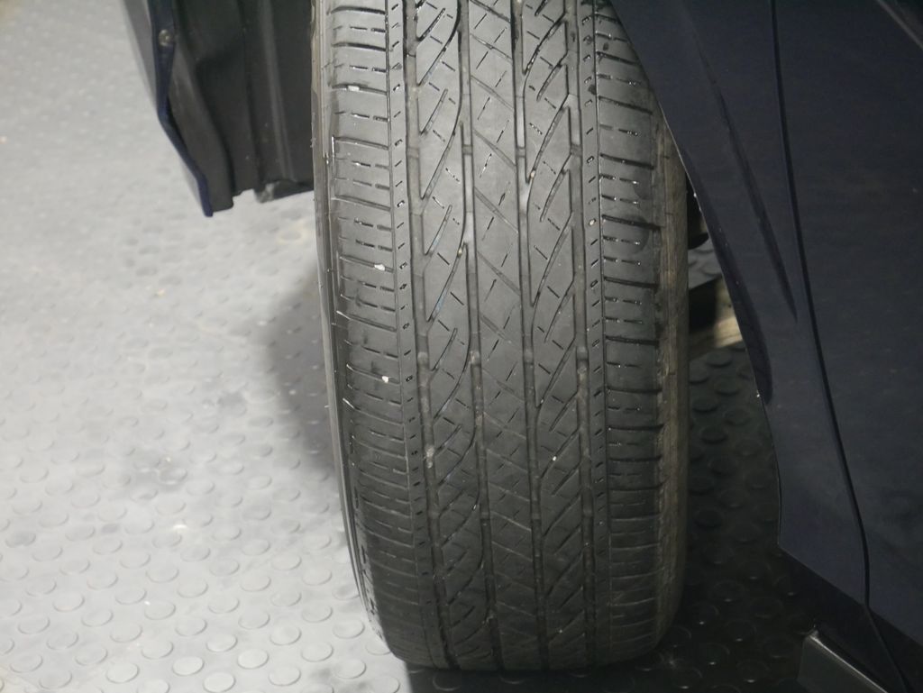 Thumbnail: 2023 Honda Odyssey - 28