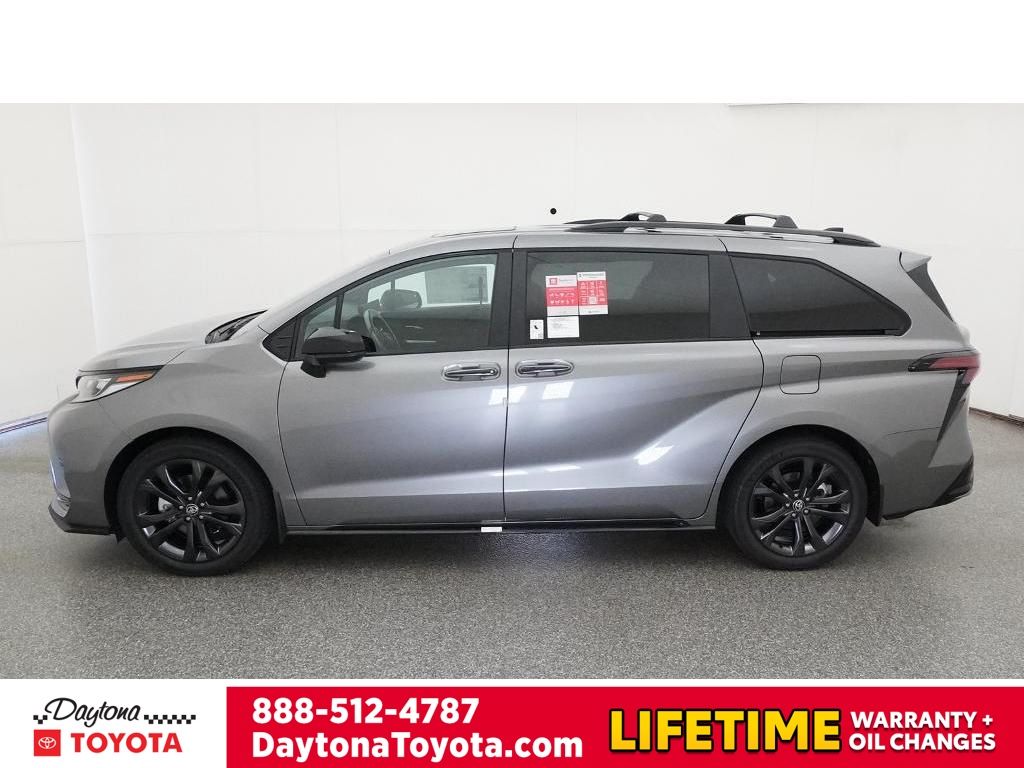New 2026 Toyota Sienna Van