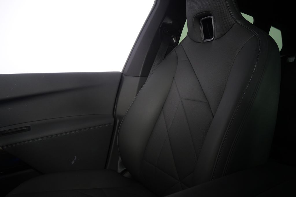 Thumbnail: 2024 BMW iX - 19