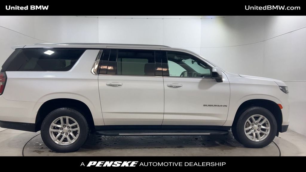 Thumbnail: 2021 Chevrolet Suburban - 9