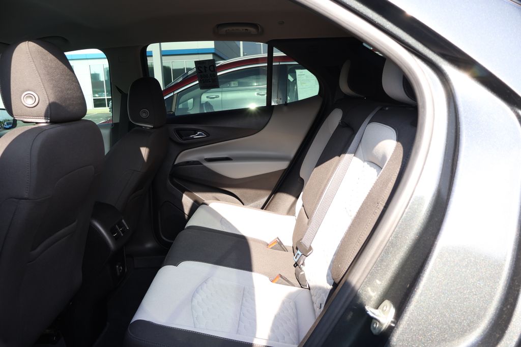 2021 Chevrolet Equinox LS 30
