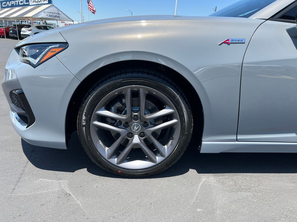 Thumbnail: 2025 Acura TLX - 5