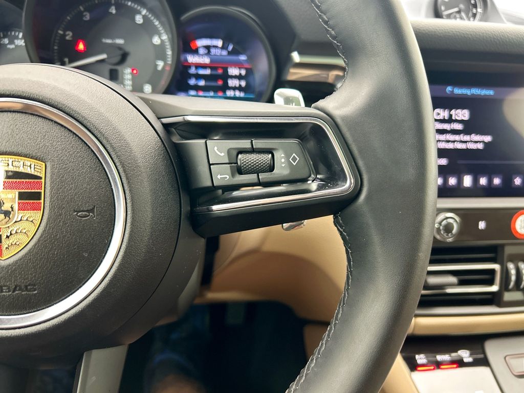 Thumbnail: 2025 Porsche Macan - 14