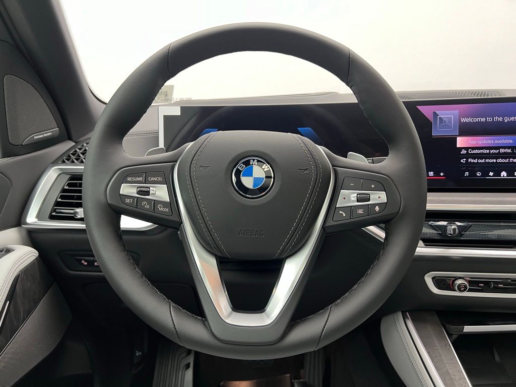 Thumbnail: 2026 BMW X5 - 17