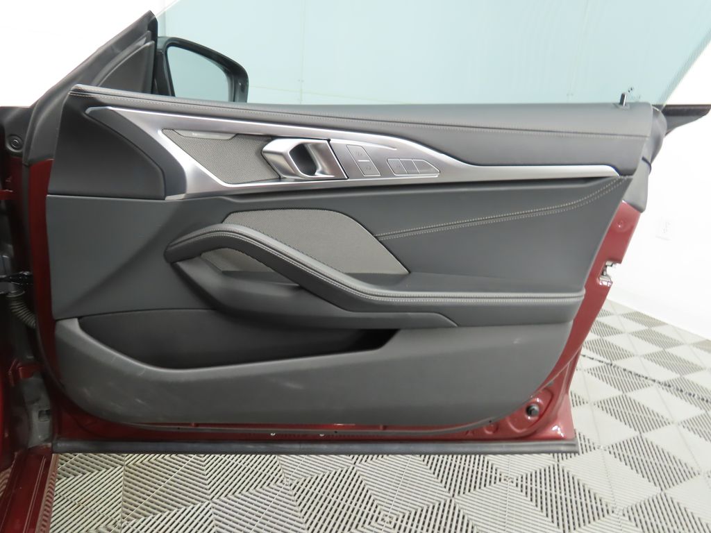 Thumbnail: 2022 BMW 8 Series - 26