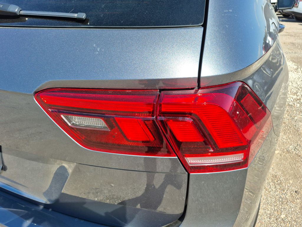 2021 Volkswagen Tiguan 2.0T S - 10