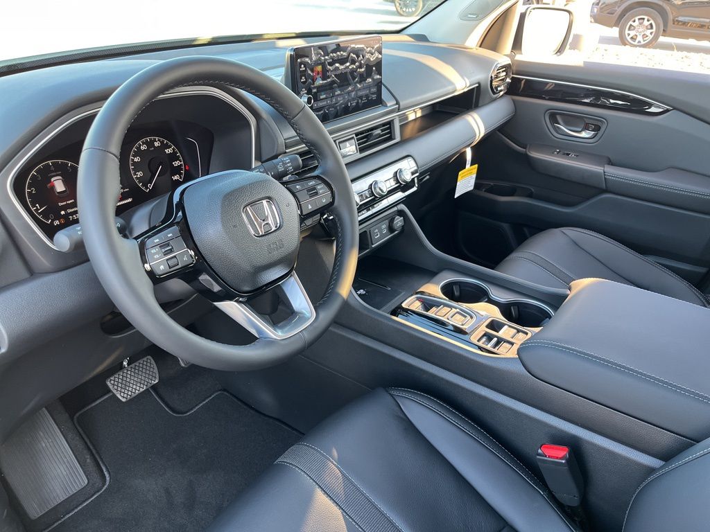 Thumbnail: 2025 Honda Pilot - 11