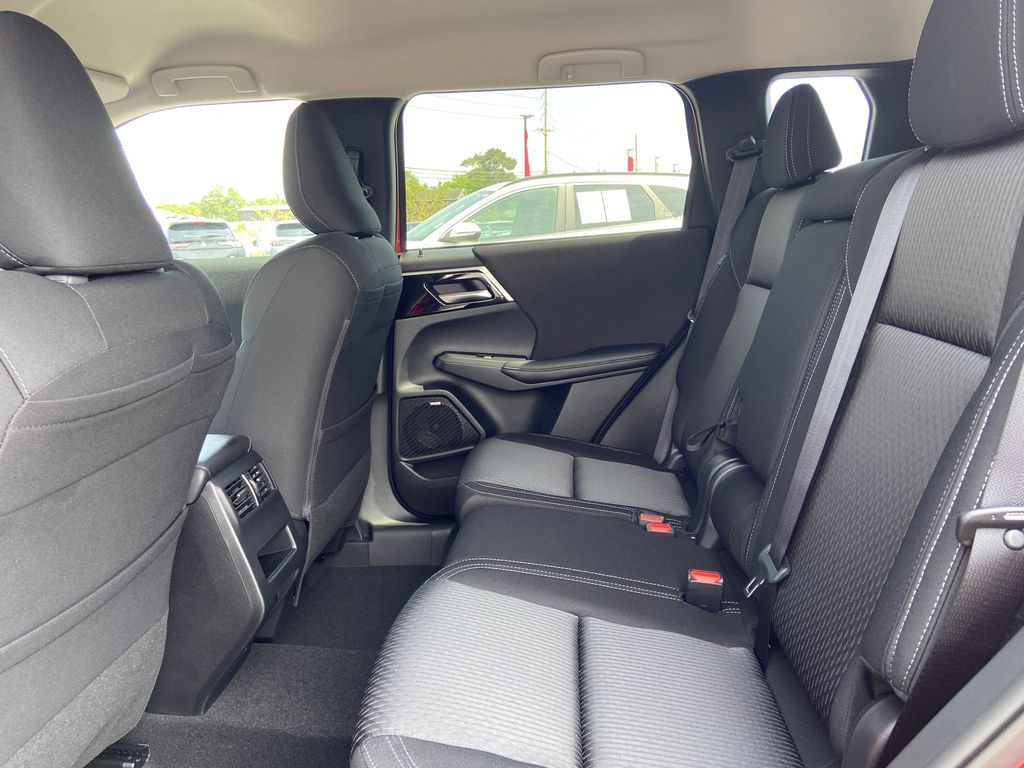 2026 Mitsubishi Outlander ES Red at Auto Express Mitsubishi