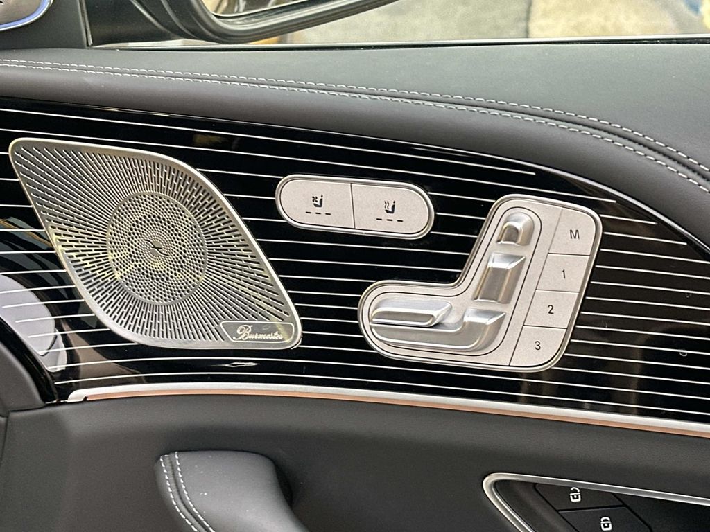 Thumbnail: 2024 Mercedes-Benz GLS - 19