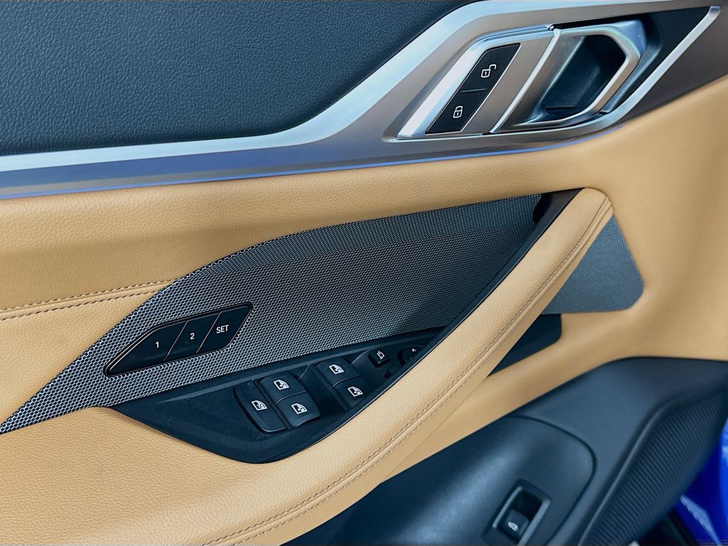 Thumbnail: 2025 BMW i4 - 19