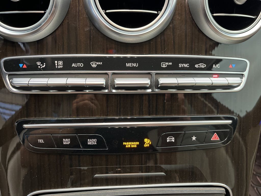 Thumbnail: 2021 Mercedes-Benz GLC - 19
