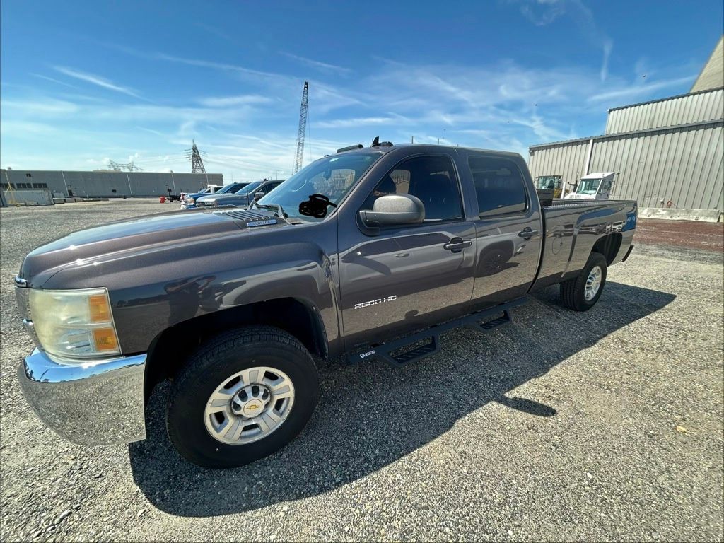 Taupe Gray Metallic 2010 Chevrolet Silverado 2500HD Pickup Truck Four-Wheel Drive 6-Speed Automatic Overdrive