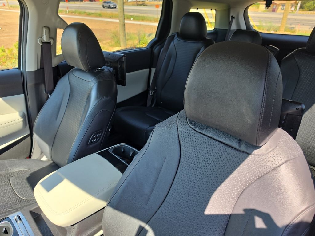 car-gallery-2