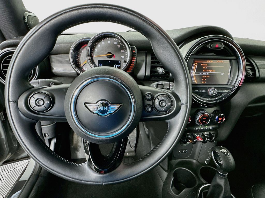Thumbnail: 2016 MINI Cooper - 11