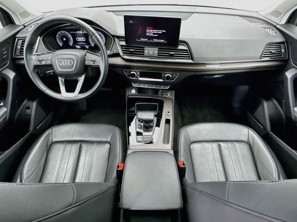 Thumbnail: 2023 Audi Q5 - 13