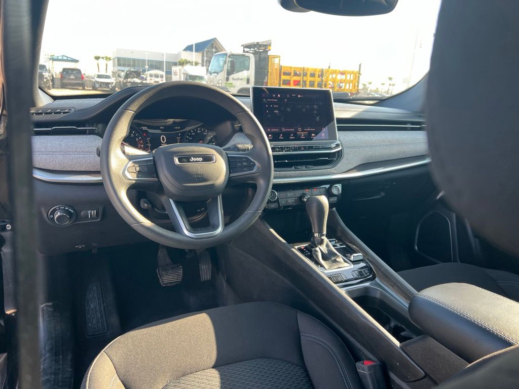 2023 Jeep Compass Sport Black at River Oaks CDJR