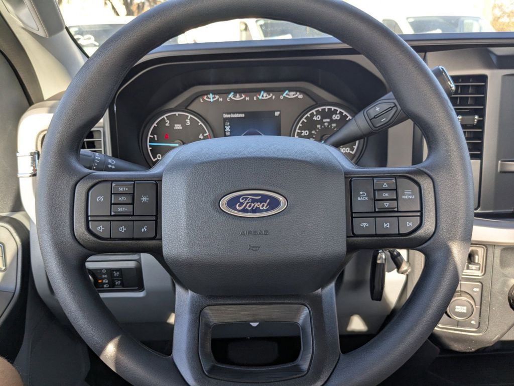 2025 Ford F-600 Chassis XL