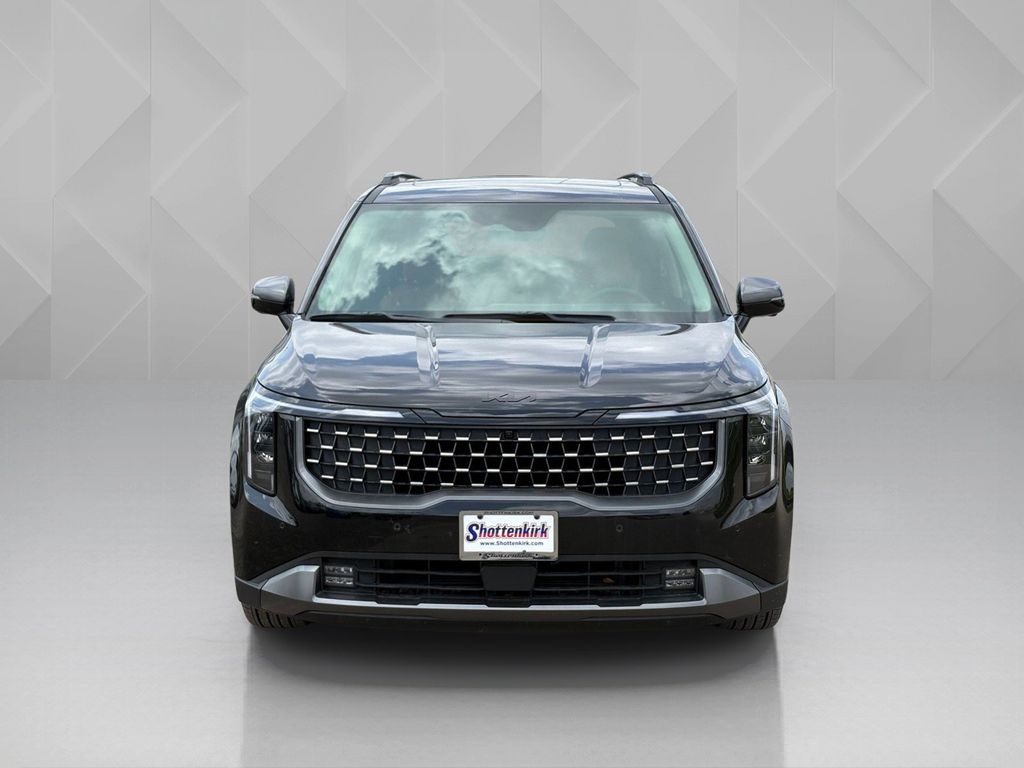 New 2026 Kia Carnival MPV Van