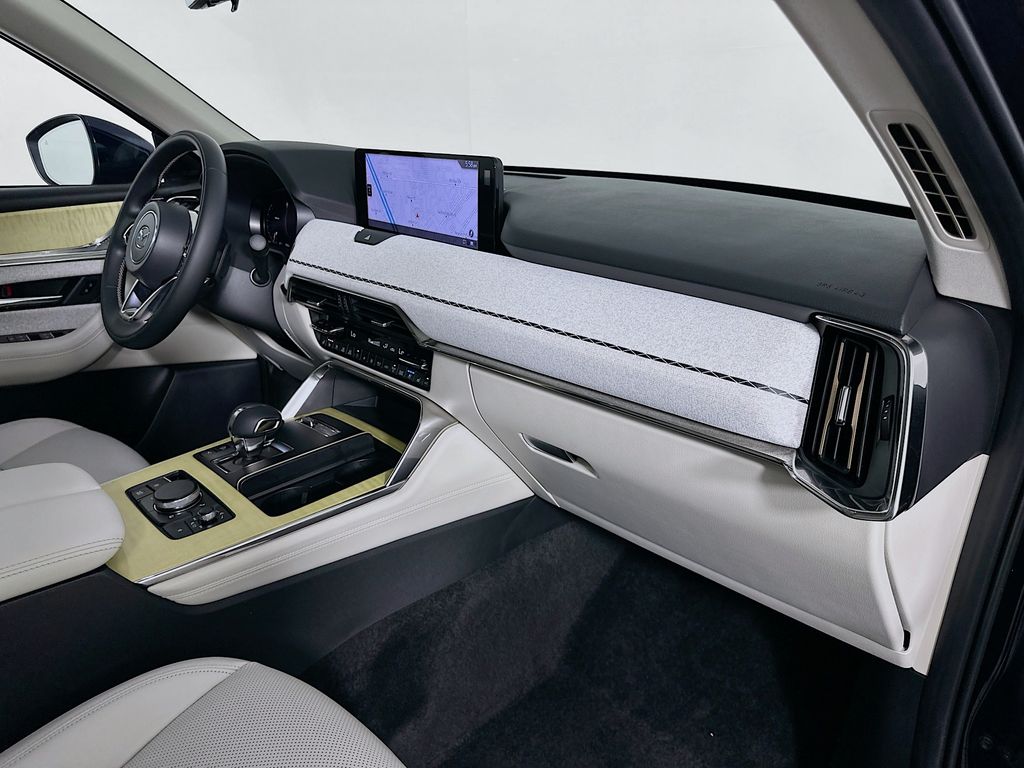 Thumbnail: 2025 Mazda CX-90 - 31