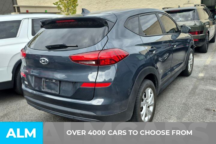 2021 Hyundai Tucson SE photo 2