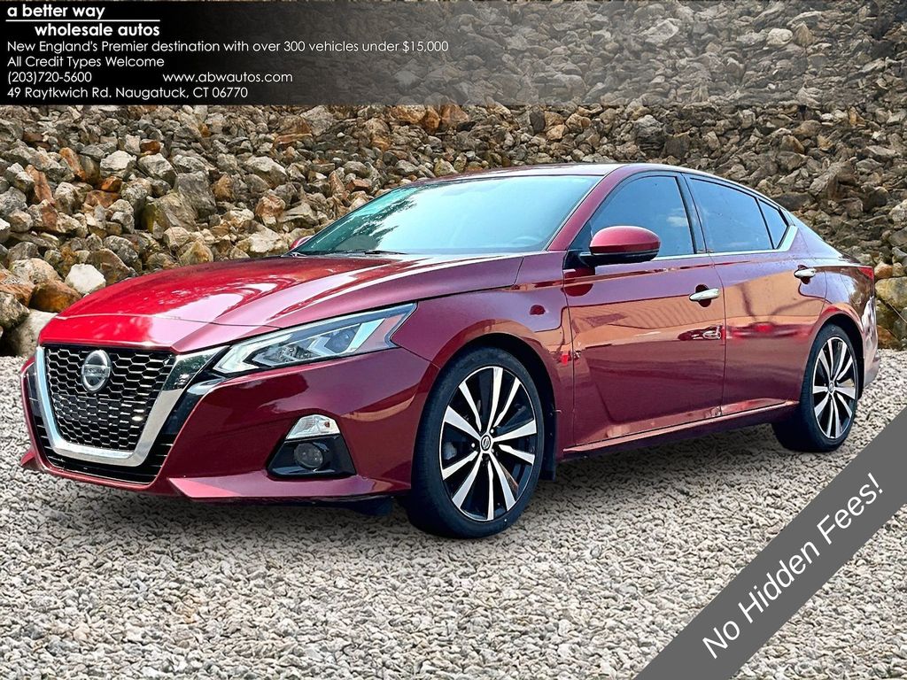 Red (Scarlet Ember Tintcoat) 2019 Nissan Altima Sedan Front-Wheel Drive Continuously Variable Transmission