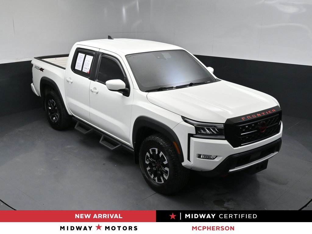 2024 Nissan Frontier PRO-4X Crew Cab 4WD