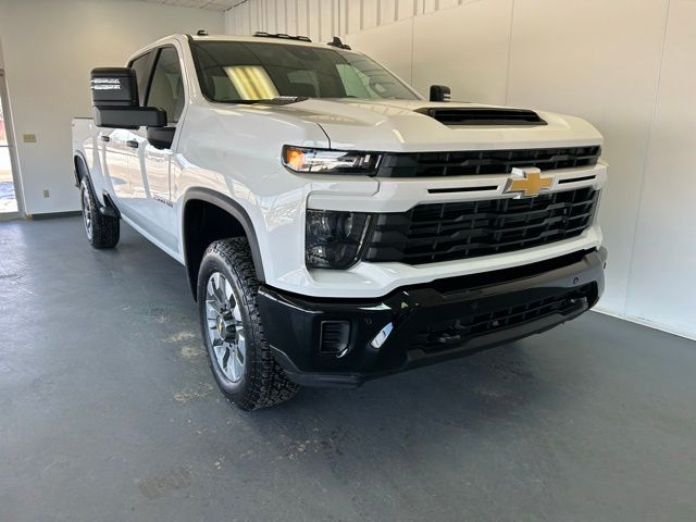 2026 Chevrolet Silverado 2500HD Custom - Main Image