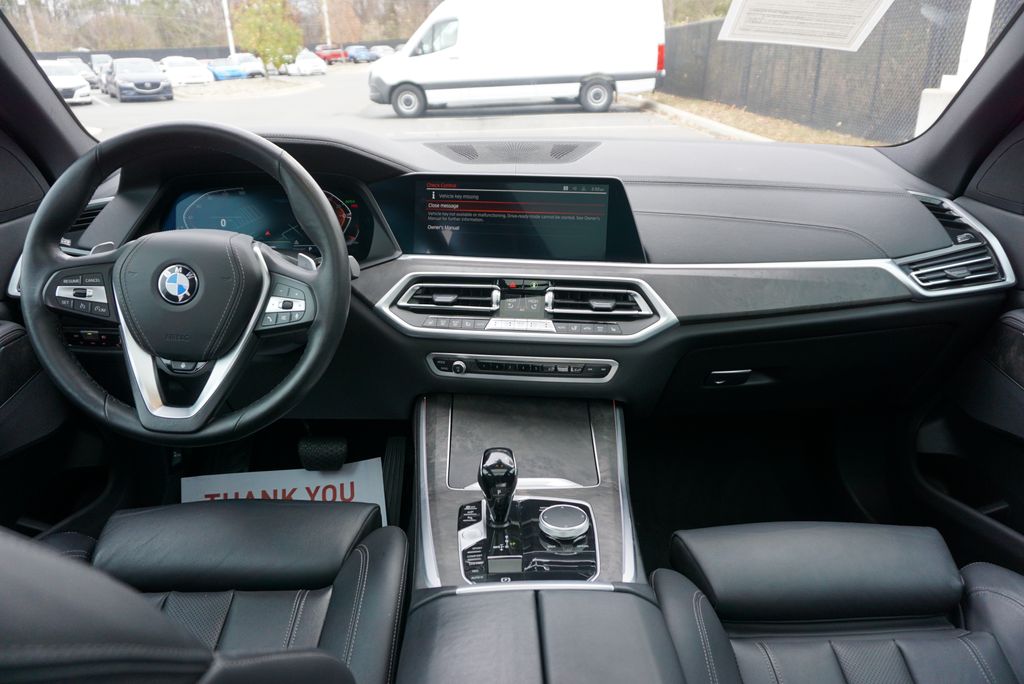 Thumbnail: 2022 BMW X5 - 17