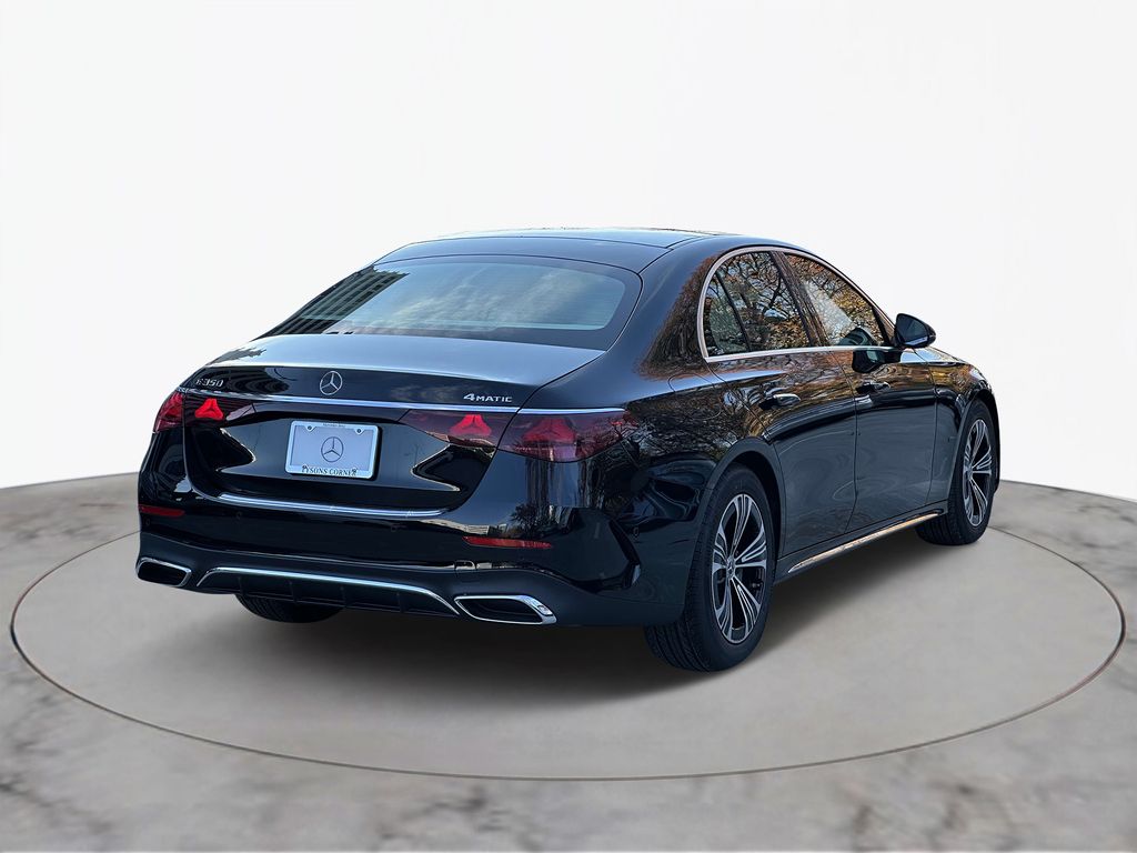 Thumbnail: 2025 Mercedes-Benz E-Class - 2