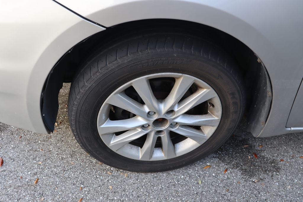 2006 Toyota Sienna LE 4