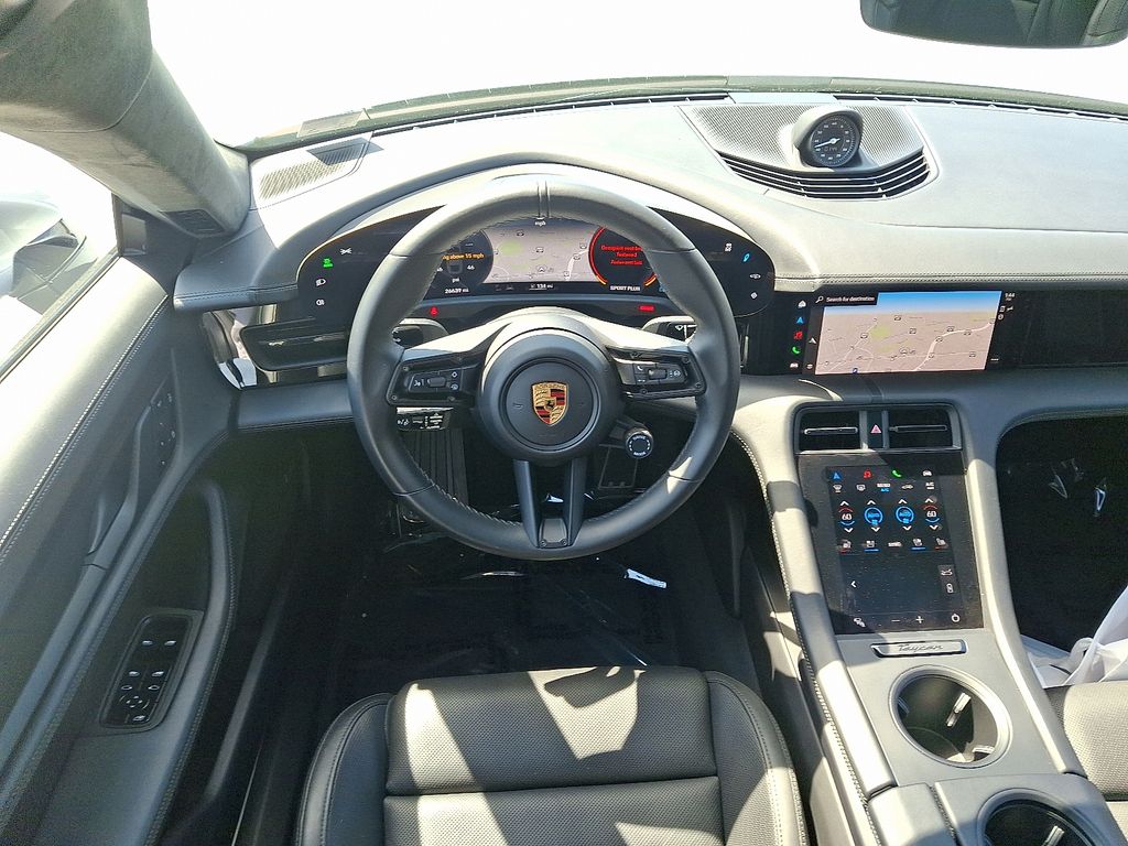 Thumbnail: 2020 Porsche Taycan - 13