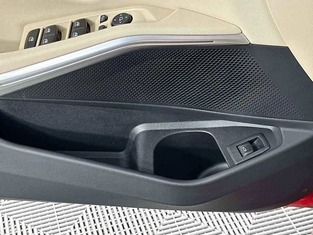 Thumbnail: 2021 BMW 3 Series - 19