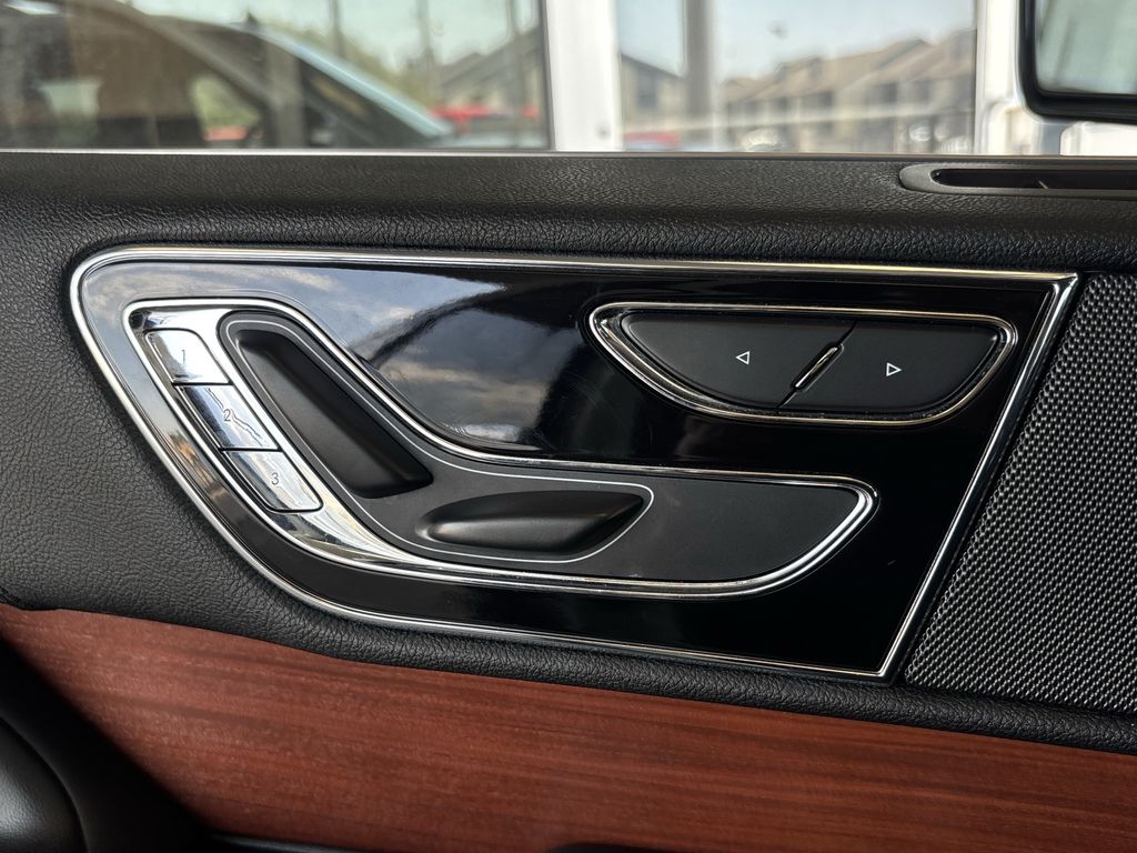 Used 2020 Lincoln Navigator SUV
