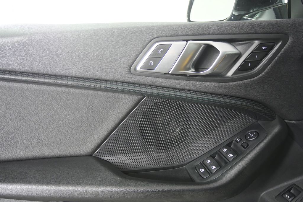 Thumbnail: 2021 BMW 2 Series - 8