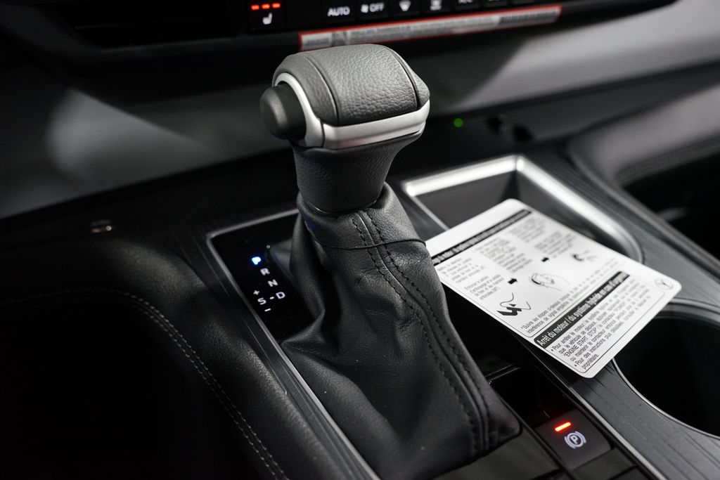 Thumbnail: 2026 Toyota Sienna - 21