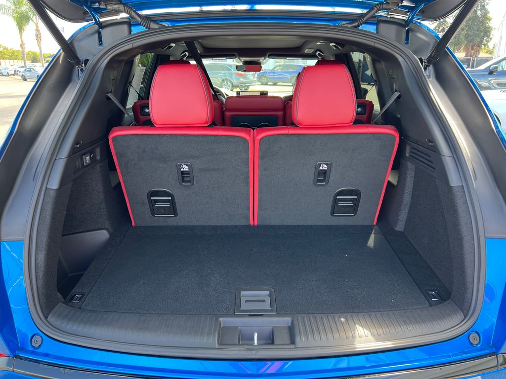 Thumbnail: 2026 Acura MDX - 32