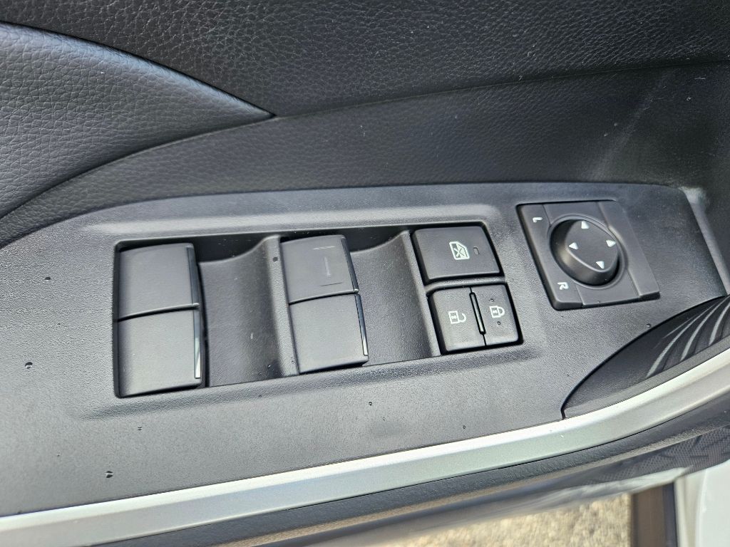 Thumbnail: 2024 Toyota RAV4 - 16