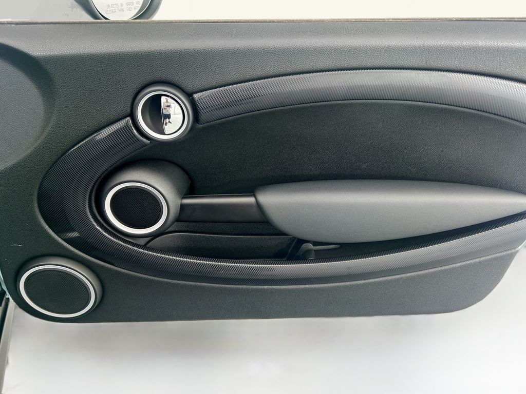 Thumbnail: 2014 MINI Cooper - 21