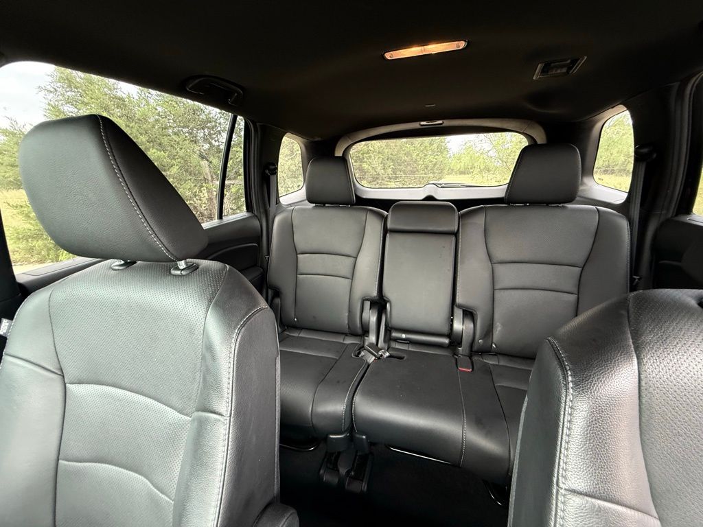 Thumbnail: 2022 Honda Passport - 19