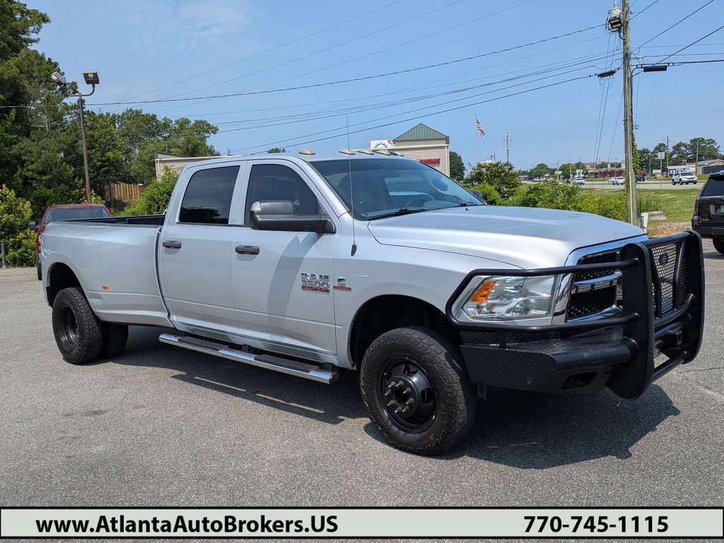 2017 RAM 3500 Tradesman Crew Cab LB DRW 4WD