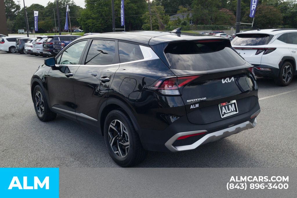 2024 Kia Sportage LX photo 6