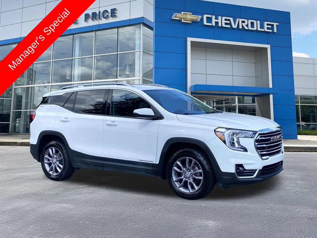 2023 GMC Terrain SLT's photo