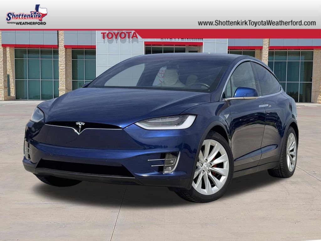2016 Tesla Model X P90D's photo