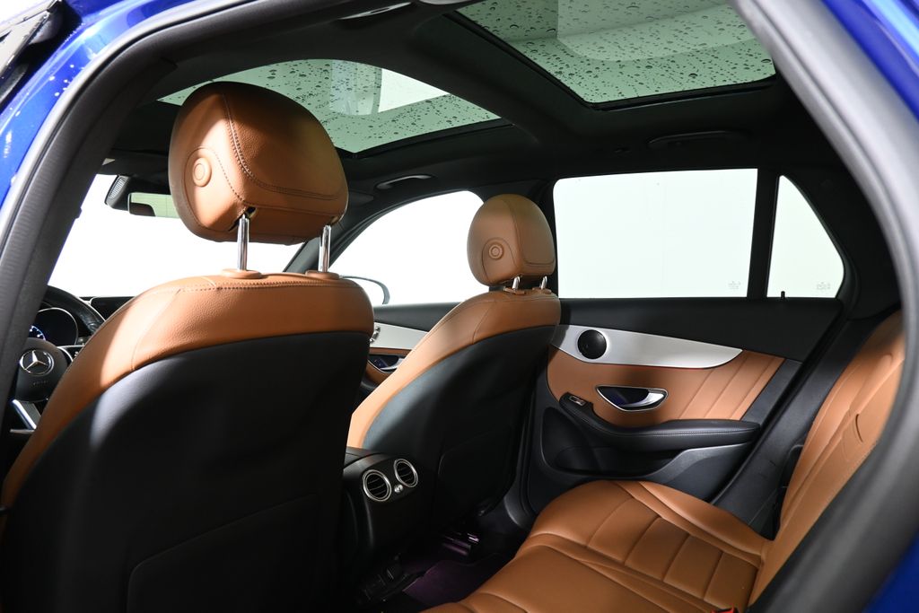 Thumbnail: 2022 Mercedes-Benz GLC - 6