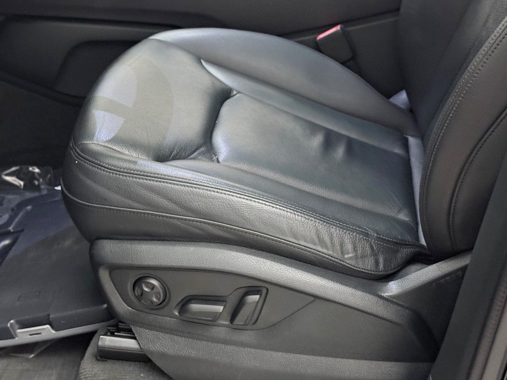 Thumbnail: 2017 Audi Q7 - 26