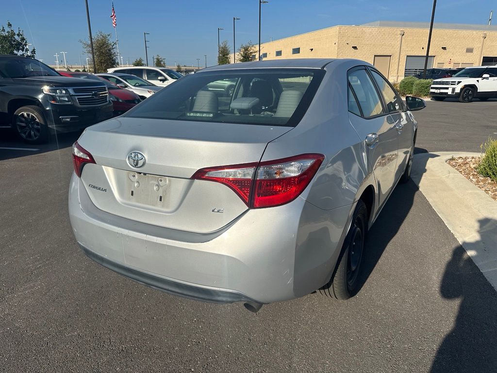 Thumbnail: 2015 Toyota Corolla - 3