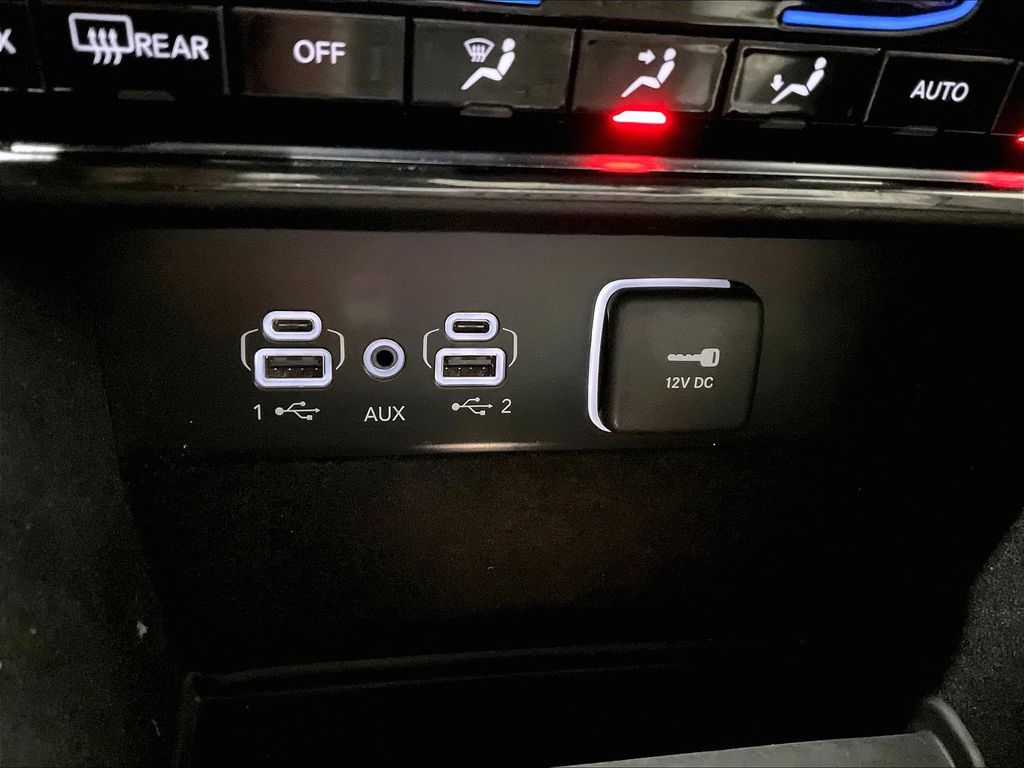 2021 Jeep Grand Cherokee L — photo 28