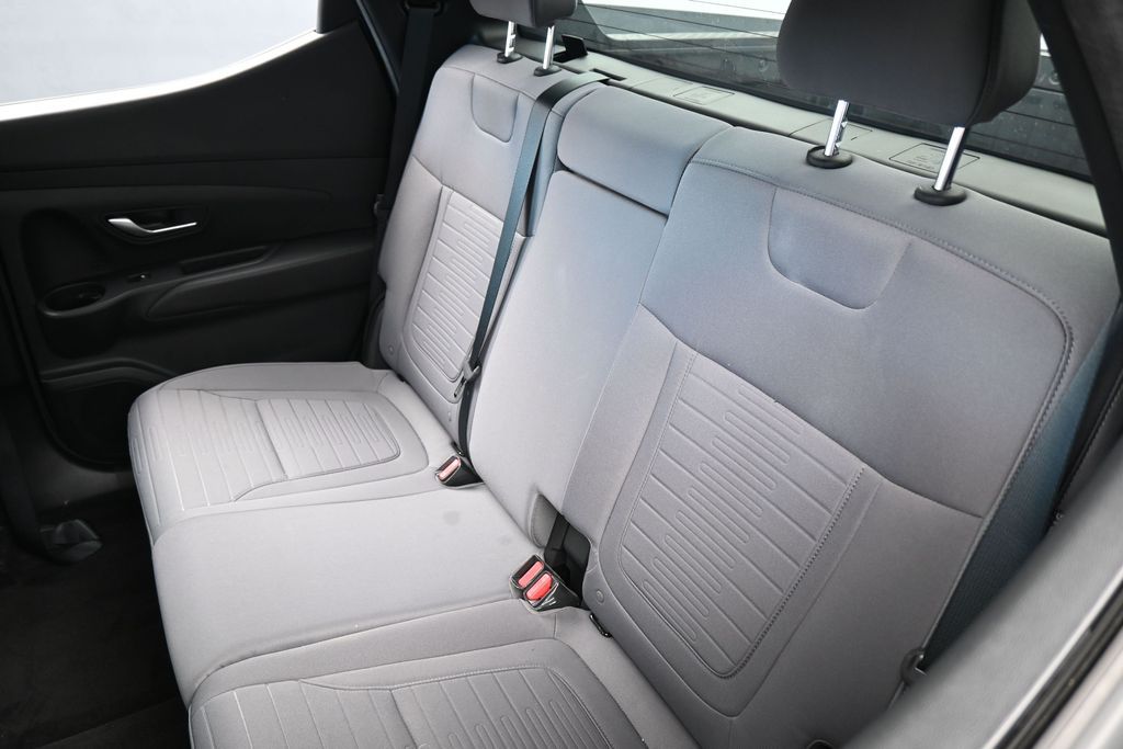 Used 2024 Sage Gray Hyundai SEL image 34