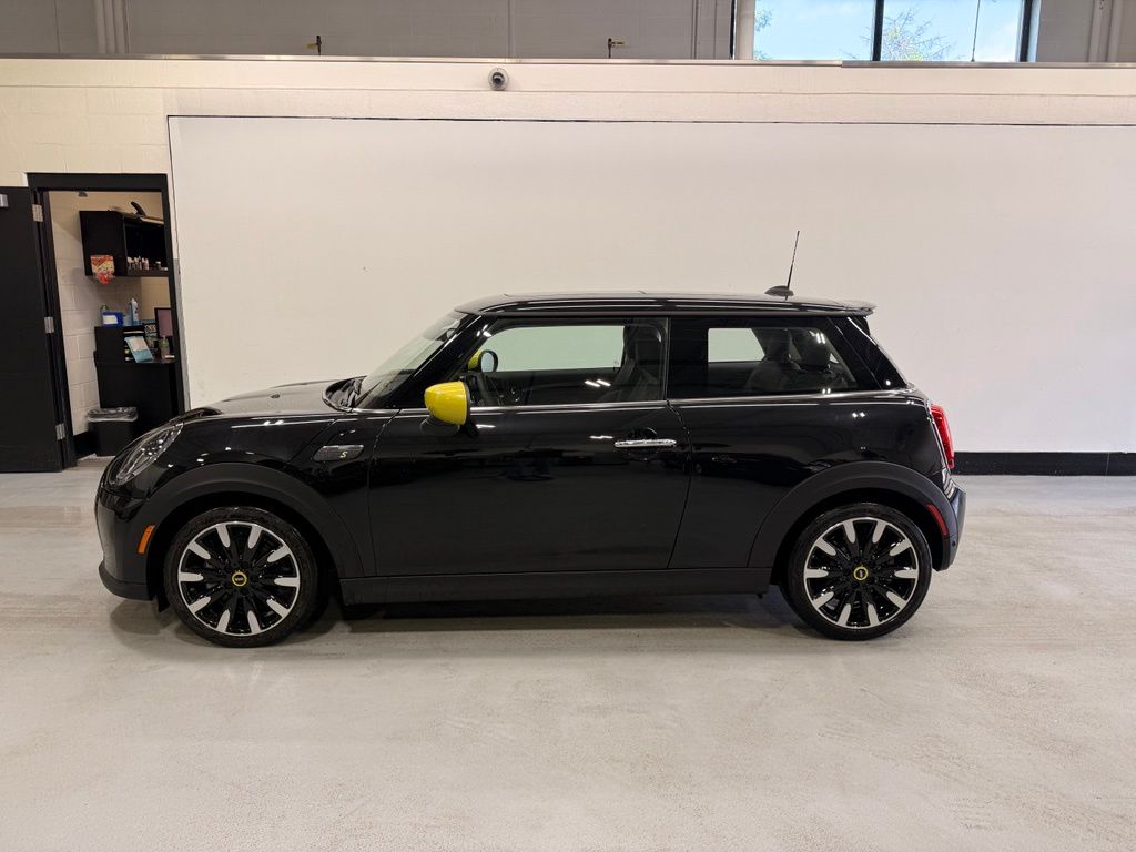 Thumbnail: 2024 MINI Cooper - 2